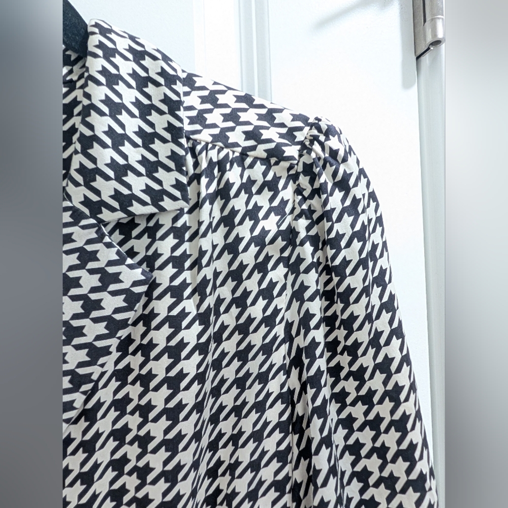 Vintage RARE BCBG Paris Silk Satin Houndstooth Shirt Dress Size 6 - Picture 8 of 16